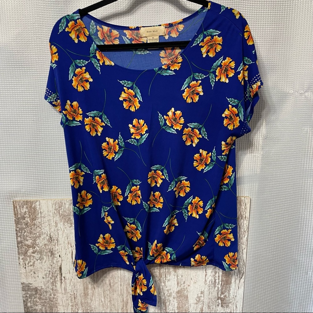Diana Belle Floral Blouse Size XL